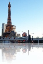 Paris Las Vegas from accross the strip